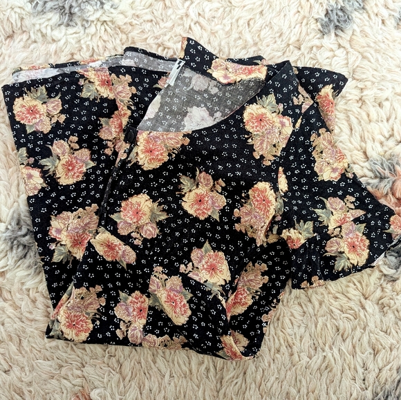 90s rayon floral dress with flutter sleeves size M - Picture 4 of 4